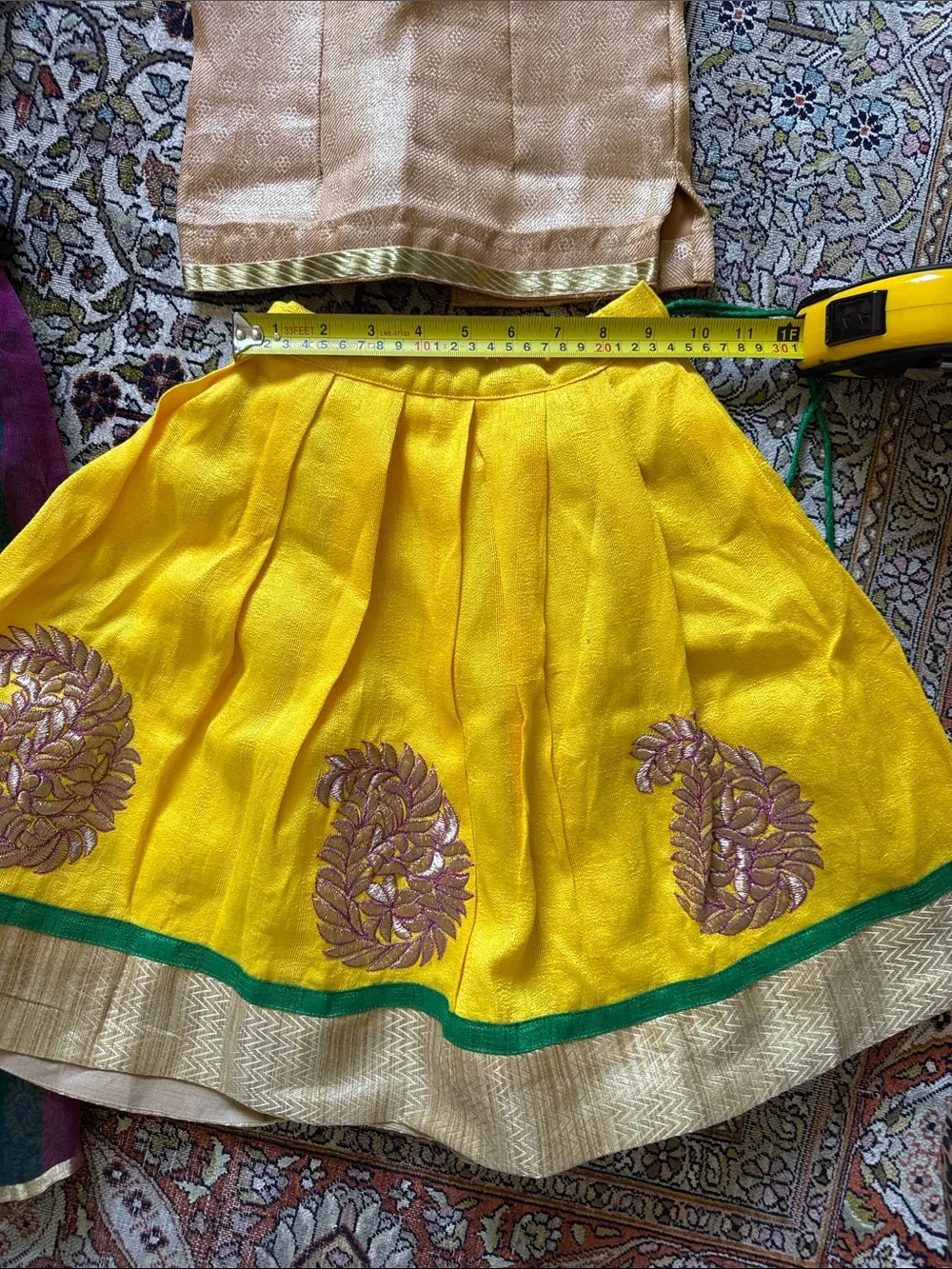 Lot of 3 Traditional dresses size girls 5-8 see measurements 💚💜💛